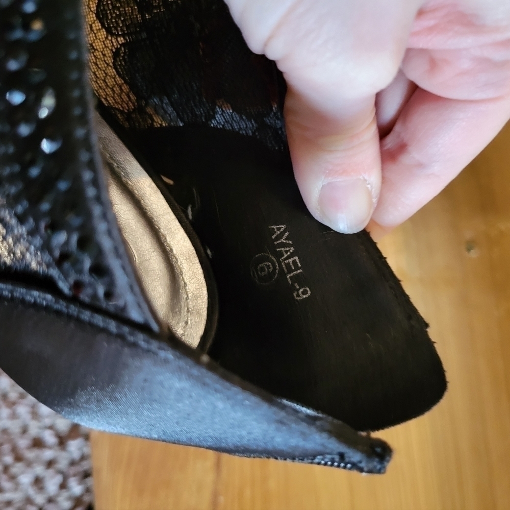 Michelangelo Ayael-9 lace & rhinestone zip up stiletto bootie black 6 - Picture 7 of 8